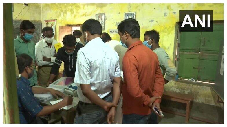 West Bengal Assembly Elections 2021 6th Phase Poll Live Updates: ষষ্ঠ দফায় ৪ জেলার মোট ৪৩টি আসনে ভোটগ্রহণ শুরু
